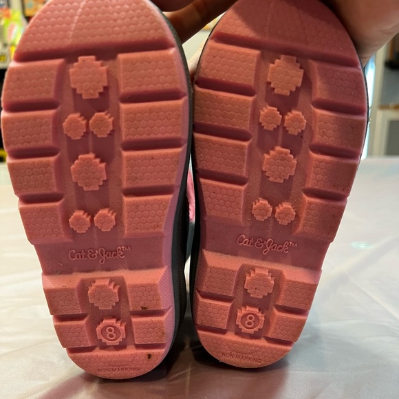 Cat & Jack Toddler Girls’ Lenny Winter Boots - Picture 4 of 6